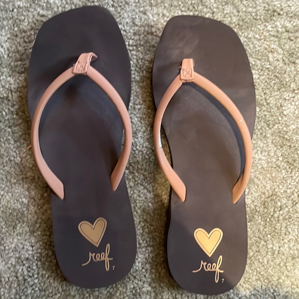 Woman’s Reef flip flops